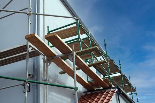 Les essentiels du saut de loup toiture pour une sécurité maximale